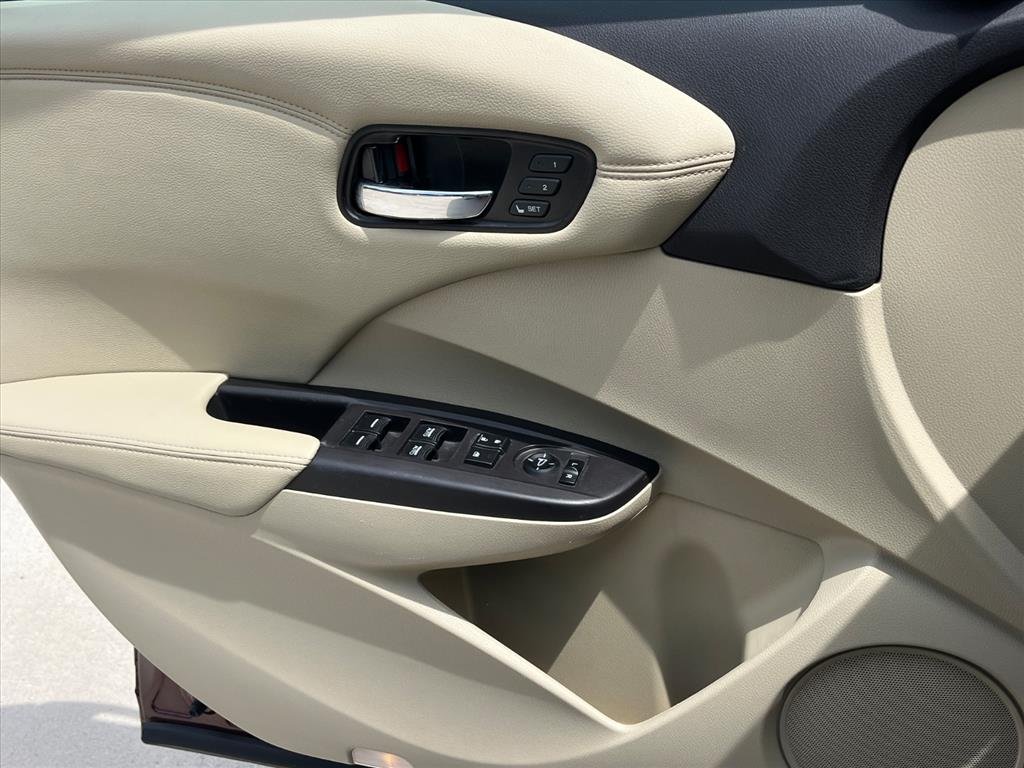 Used 2016 Basque Red Pearl Ii Acura Base image 20