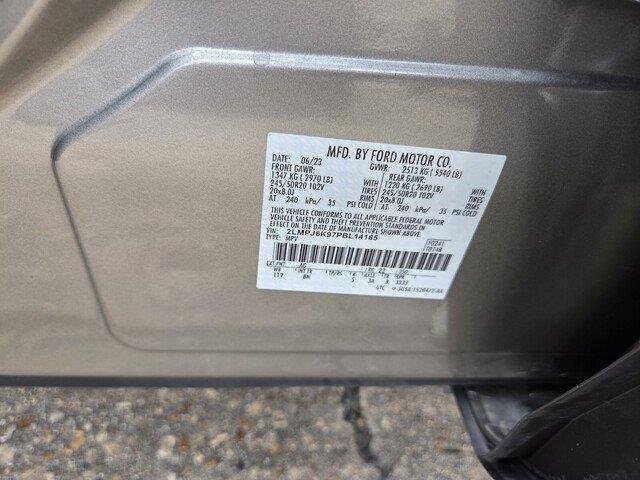 Used 2023 Jewel Sandstone Metallic Premium Colorant Lincoln Reserve image 36
