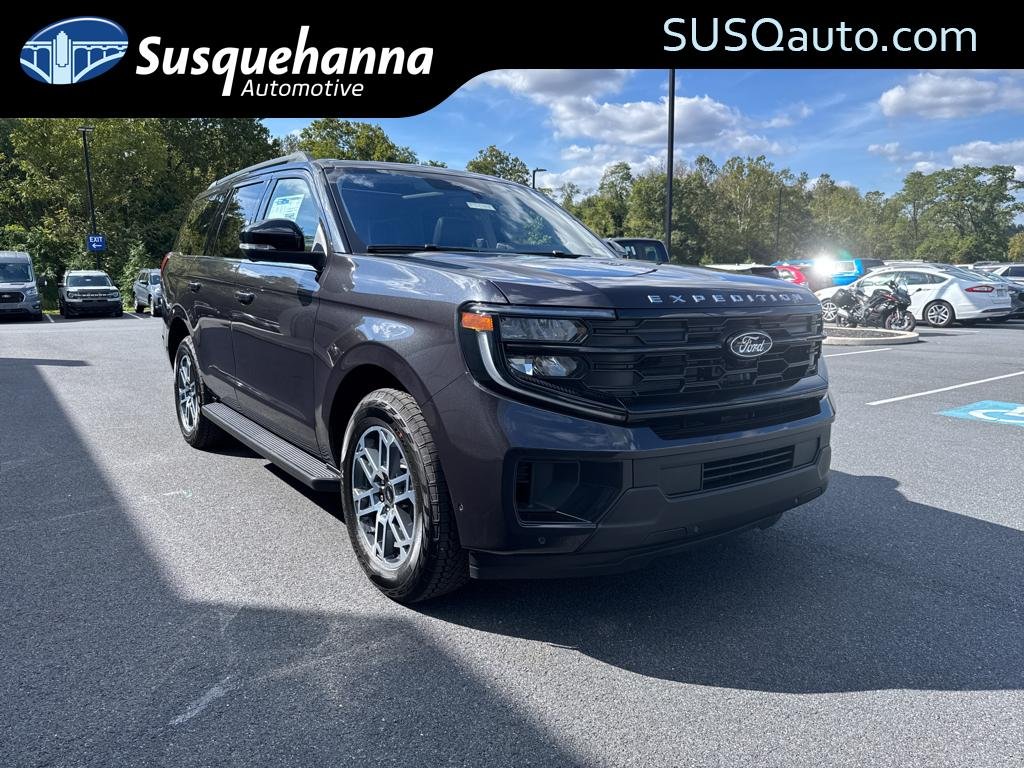 2025 Ford Expedition Active 4x4's photo