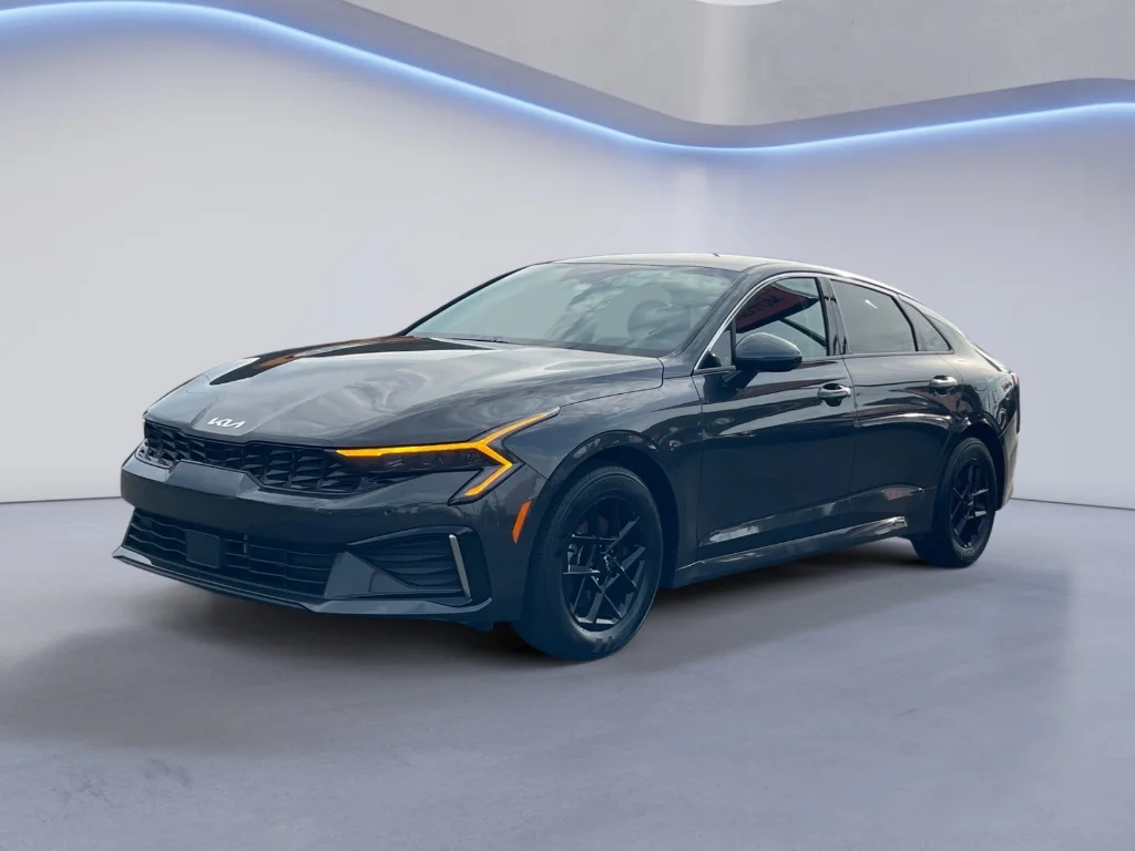 Used 2025 Interstellar Gray Kia LXS image 20