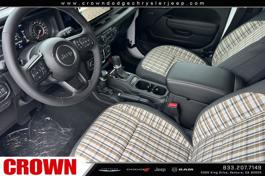 New 2026 Bright White Clear-Coat Exterior Paint Jeep 85th Anniversary Edition image 8