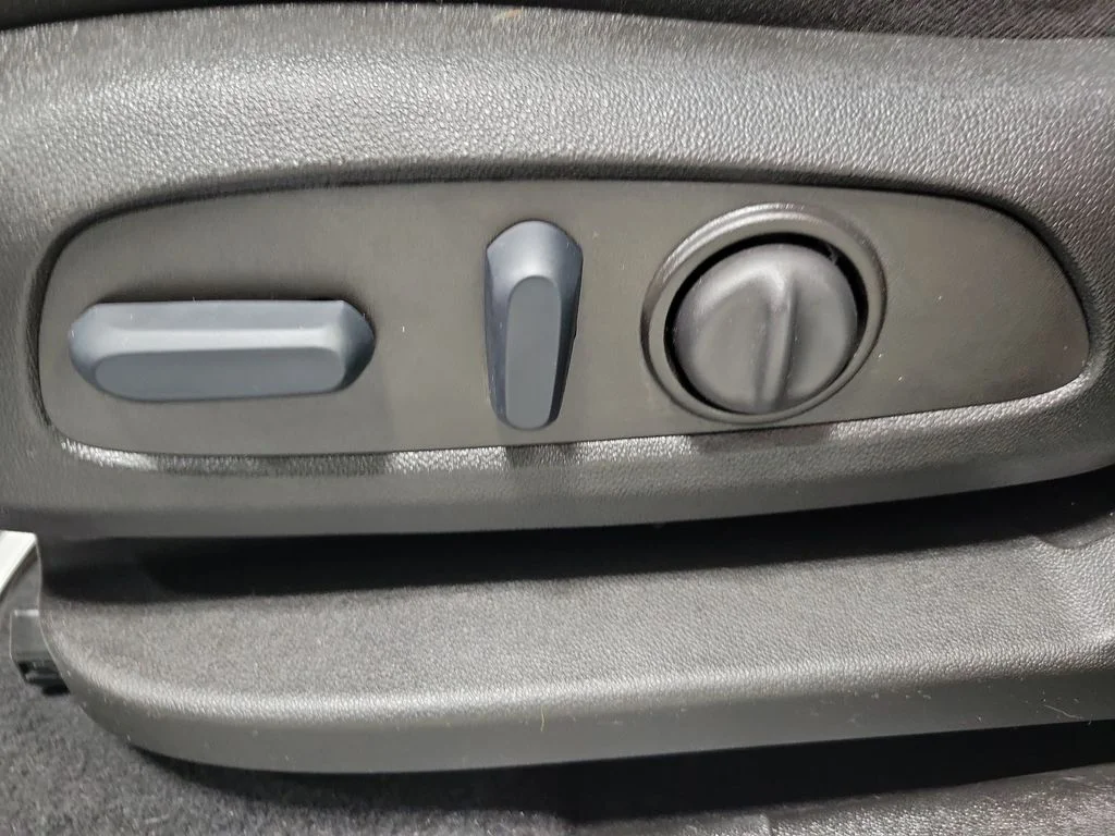 Certified Used 2023 White GMC SLE image 32
