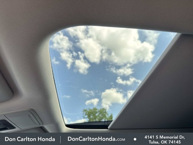 Used 2025 Platinum White Pearl Honda Touring image 14