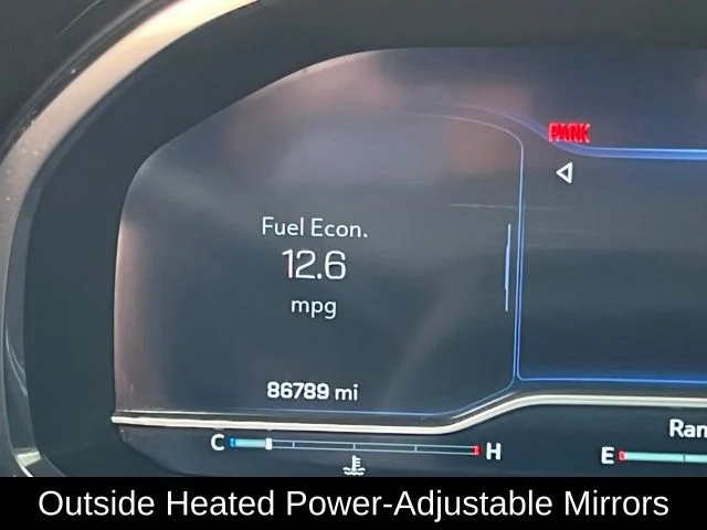 Used 2022 Gray Chevrolet Z71 image 34