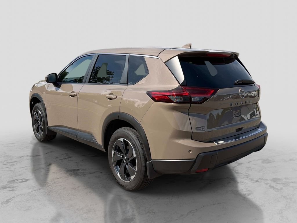 Used 2024  Nissan SV image 3