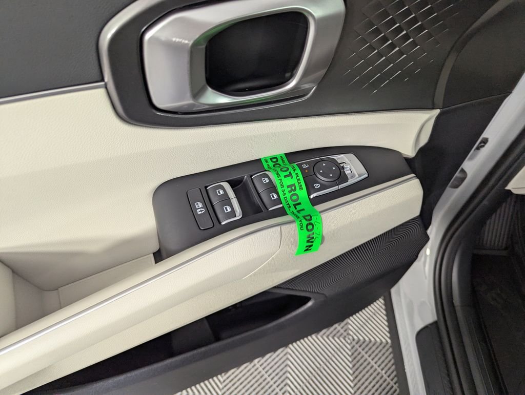 New 2026 Wolf Gray Kia EX image 19