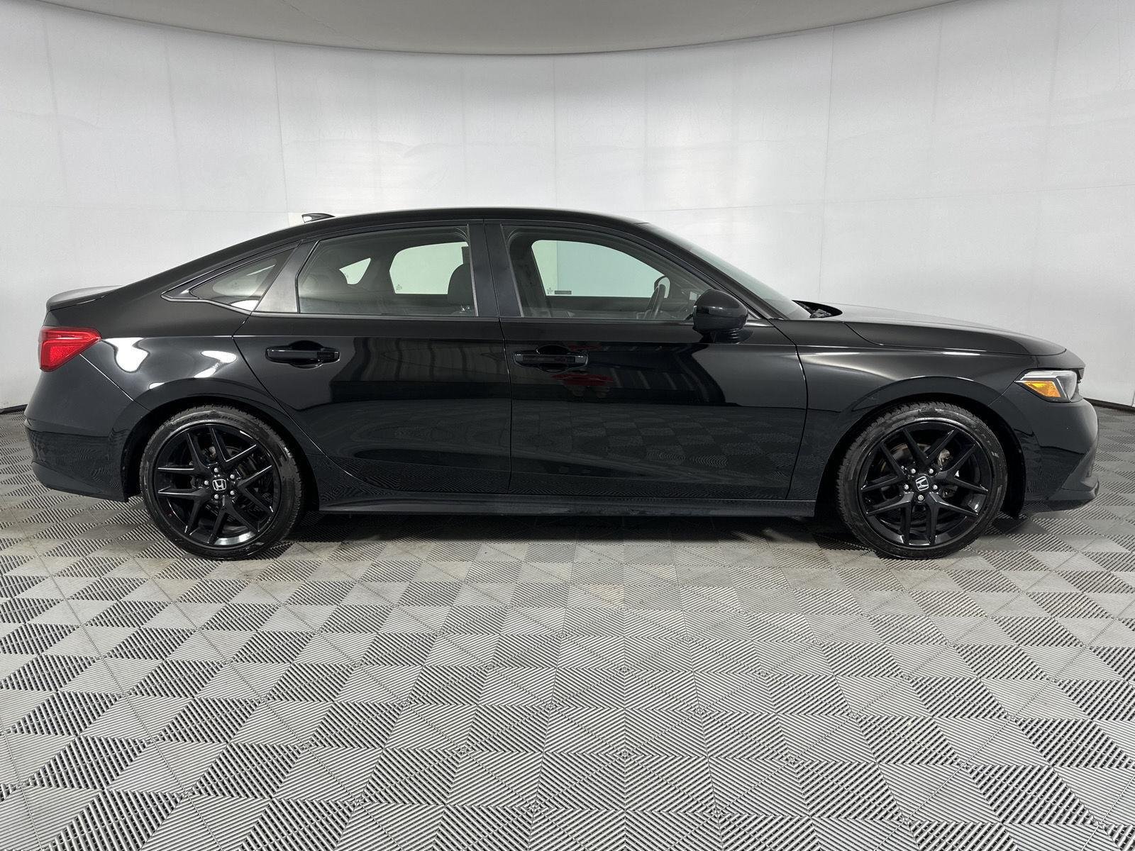Used 2024 Crystal Black Pearl Honda Sport image 23