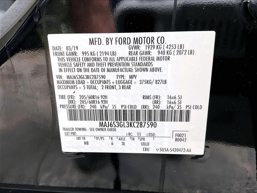 Used 2019 Shadow Black Ford SE image 34