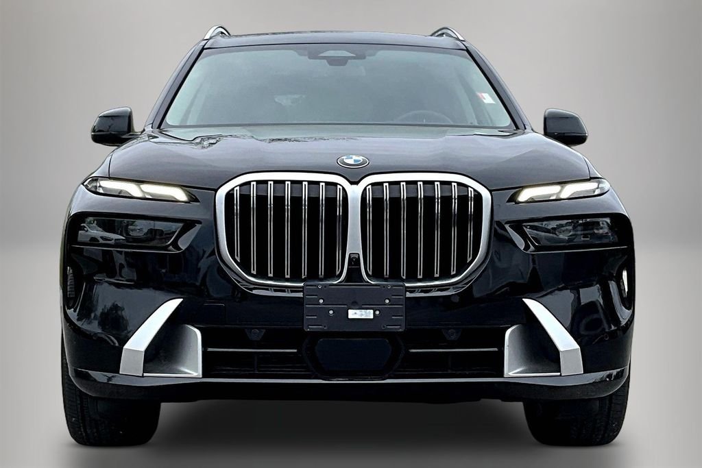 Used 2023 Black BMW xDrive40i image 3