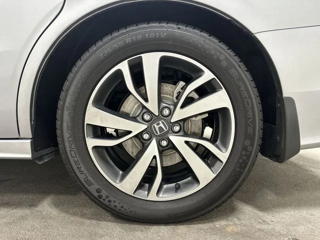 2023 Honda Odyssey Touring - Photo 11
