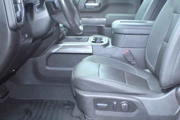 Used 2022 RED HOT Chevrolet LTZ image 14
