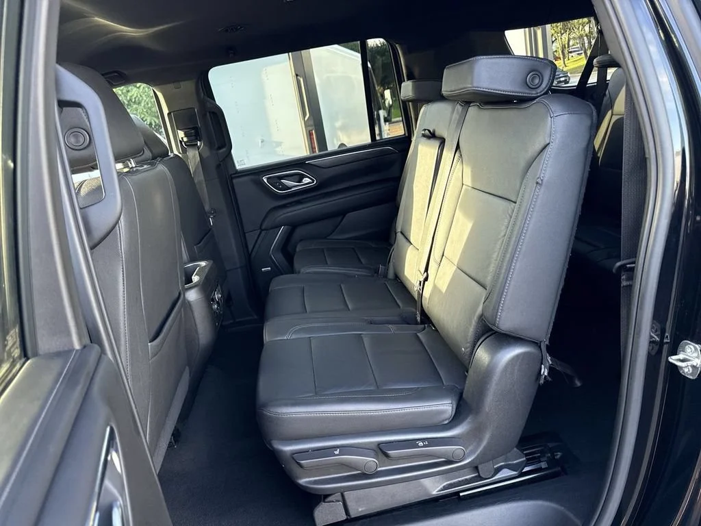 Used 2023 BLACK Chevrolet LT image 24