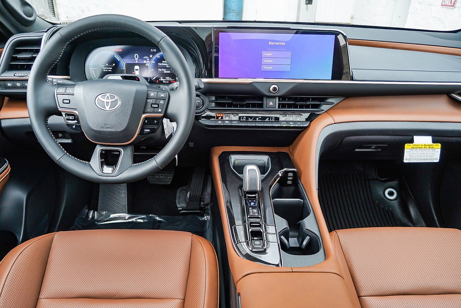 New 2026 Oxygen White Toyota Limited image 14