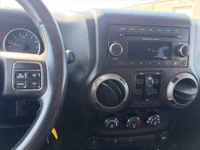 Used 2015 Orange Jeep Unlimited Sport image 26