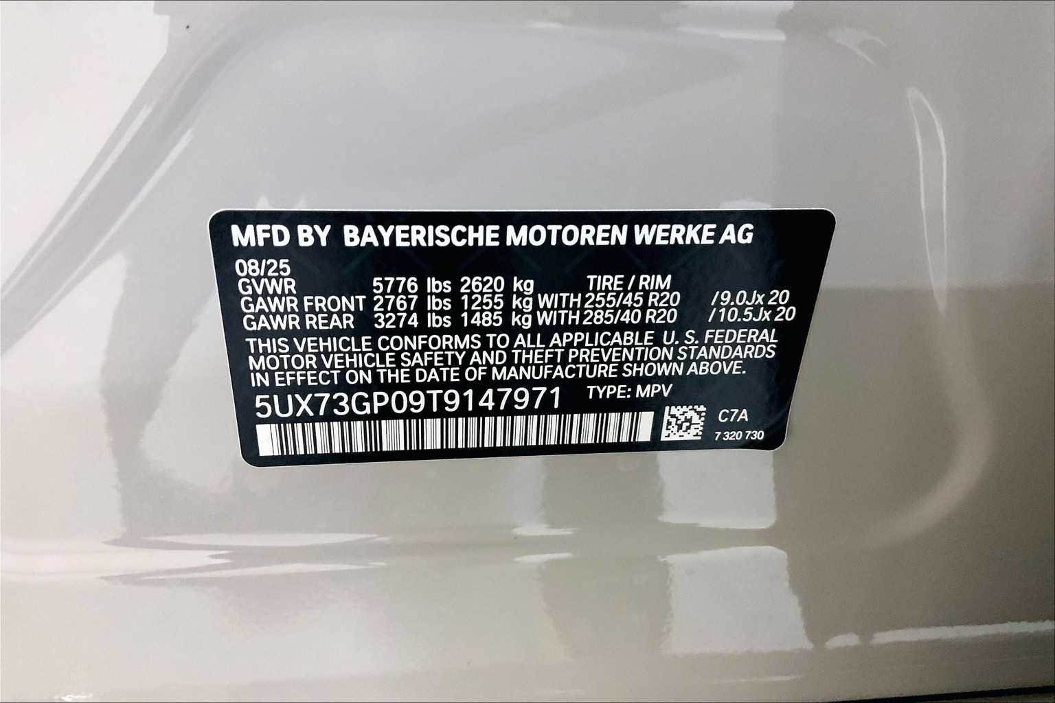 New 2026 Dune Grey Metallic BMW M50 xDrive image 21