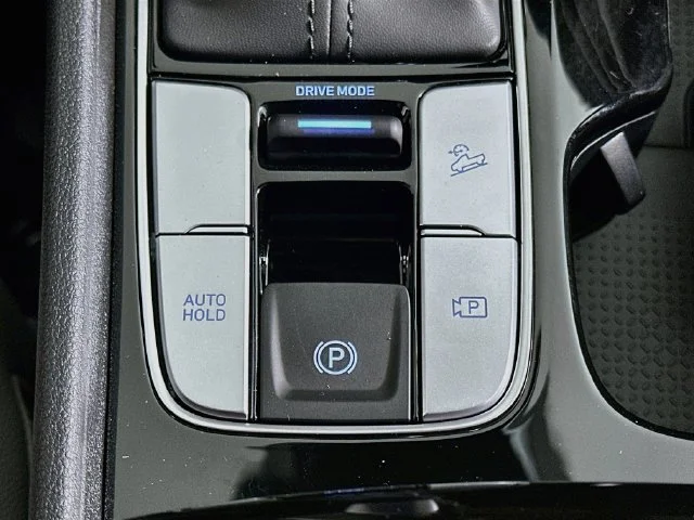 New 2027 Blue Hyundai SE image 19