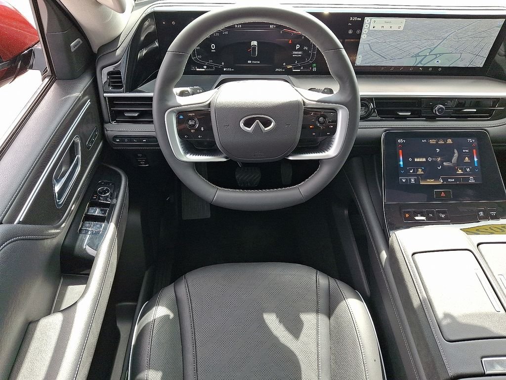 Used 2025 Red INFINITI LUXE image 13
