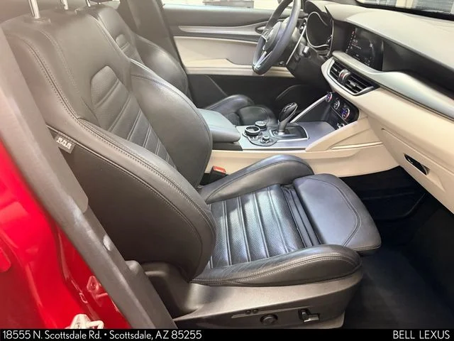Used 2019  Alfa Romeo Ti Sport image 12