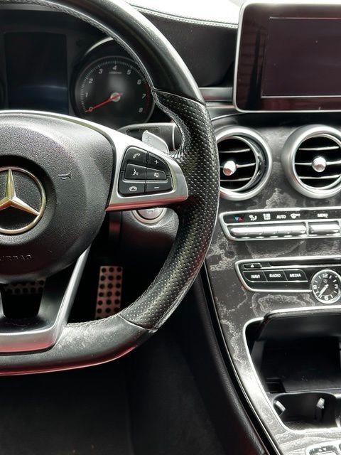 Used 2015  Mercedes-Benz C 300 image 25