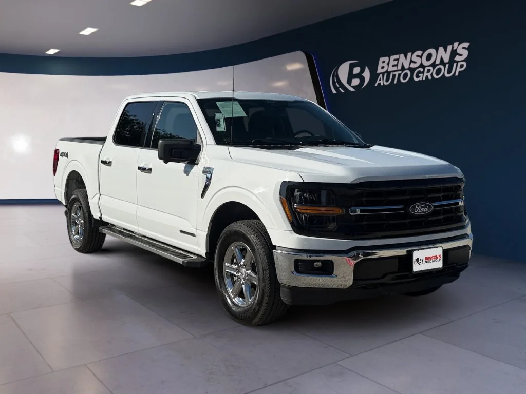 Used 2024 White Ford XLT image 7
