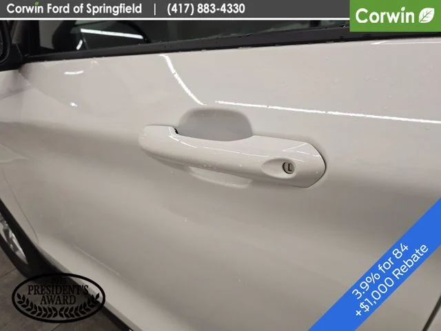 New 2026 Star White Metallic Tri-Coat Ford Active image 22