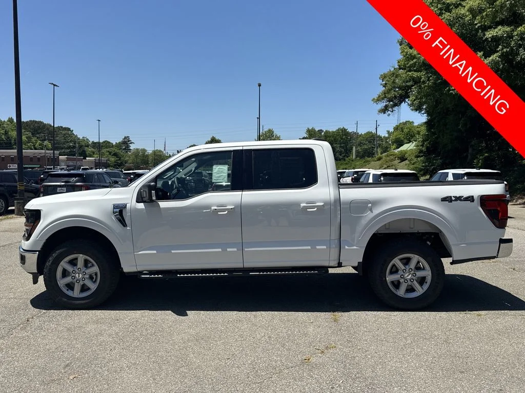 New 2026 White Ford XLT image 4