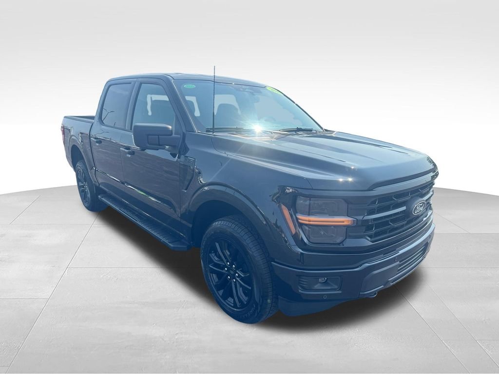 New 2026 Agate Black Metallic Ford XLT image 7