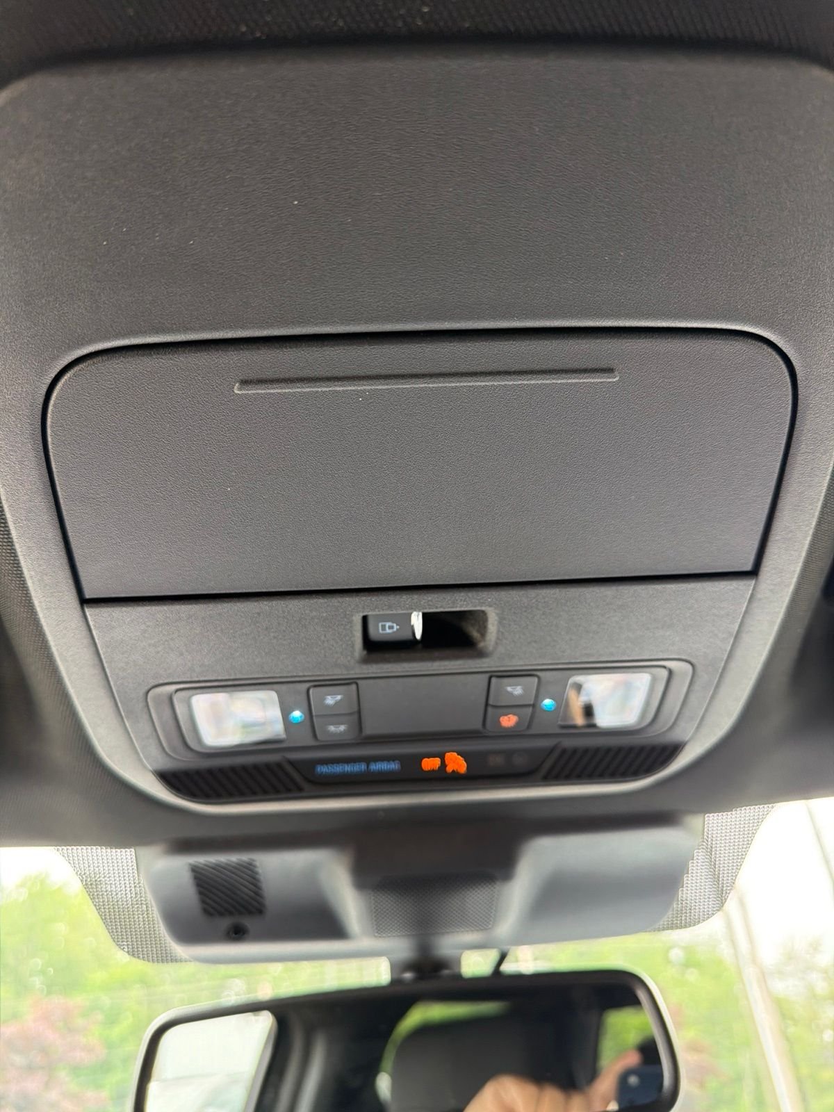 New 2026 Carbonized Gray Metallic Ford XLT image 27