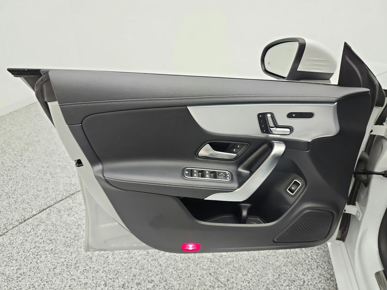 Used 2023 Digital White Metallic Mercedes-Benz CLA 250 Coupe image 15