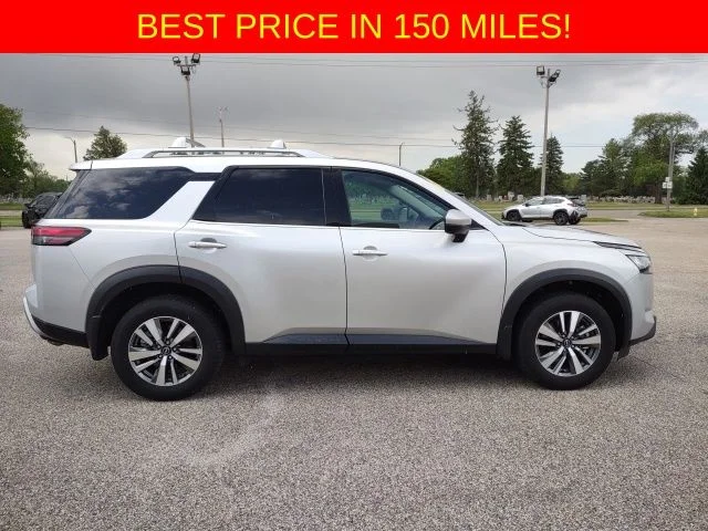 Certified Used 2025 Brilliant Silver Metallic Nissan SL image 6