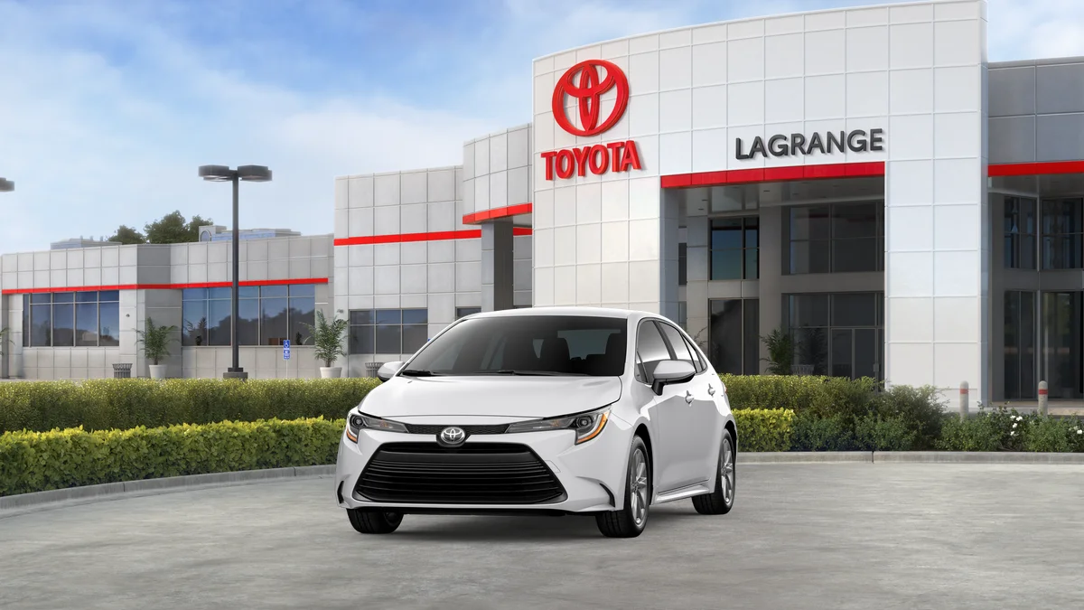 New 2026 Ice Cap Toyota LE image 40