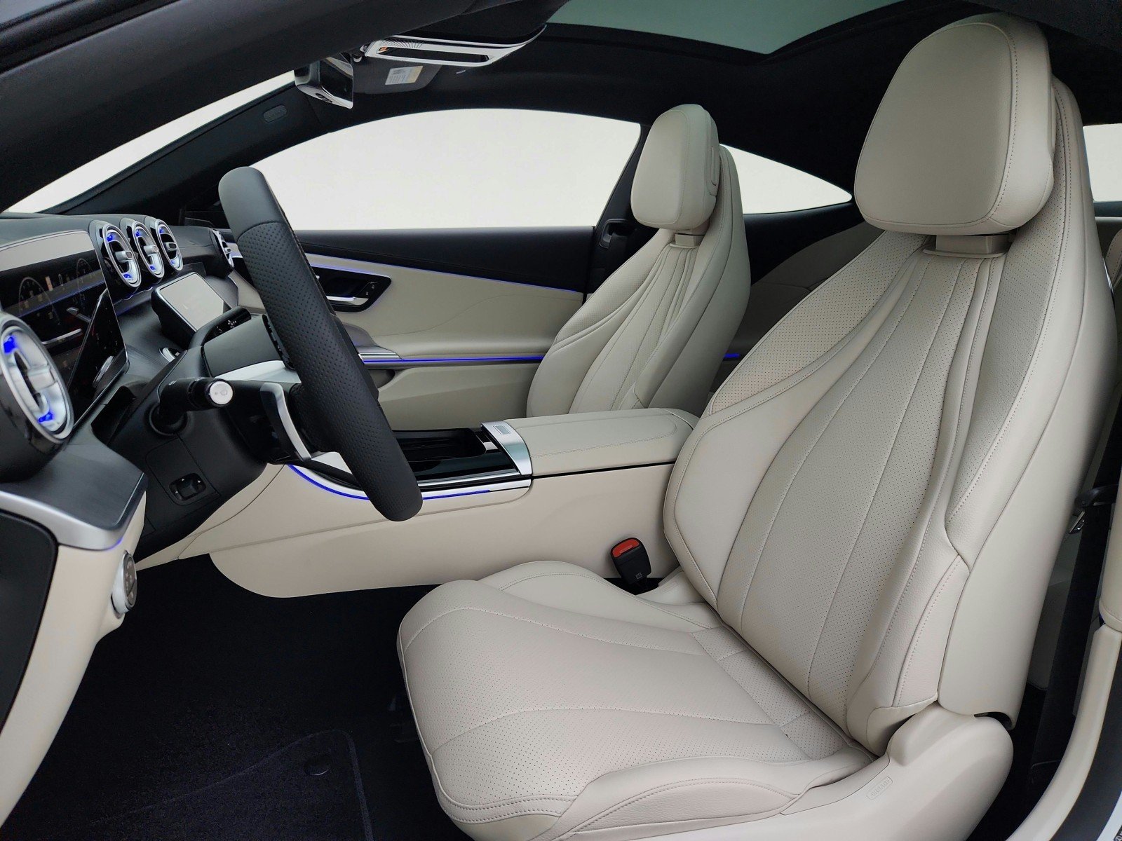 New 2027 Polar White Mercedes-Benz CLE 450 4MATIC® Coupe image 17