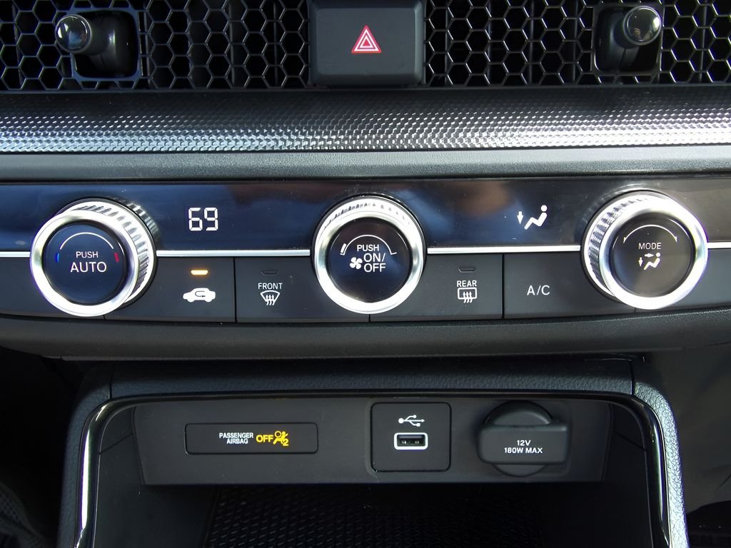 Certified Used 2025 Black Honda LX image 30