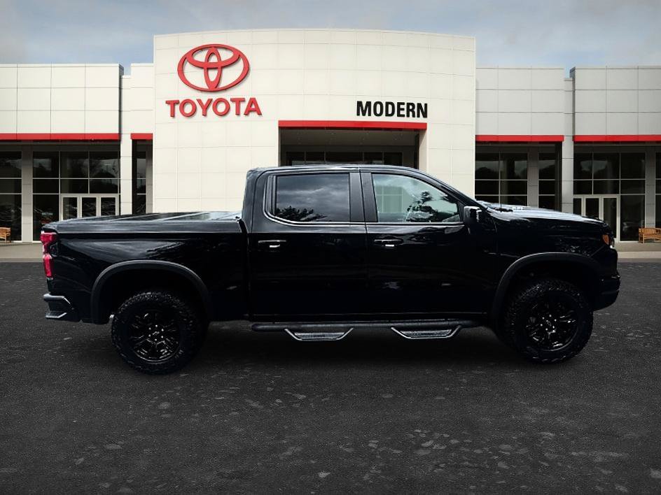 Used 2025 Black Chevrolet ZR2 image 4