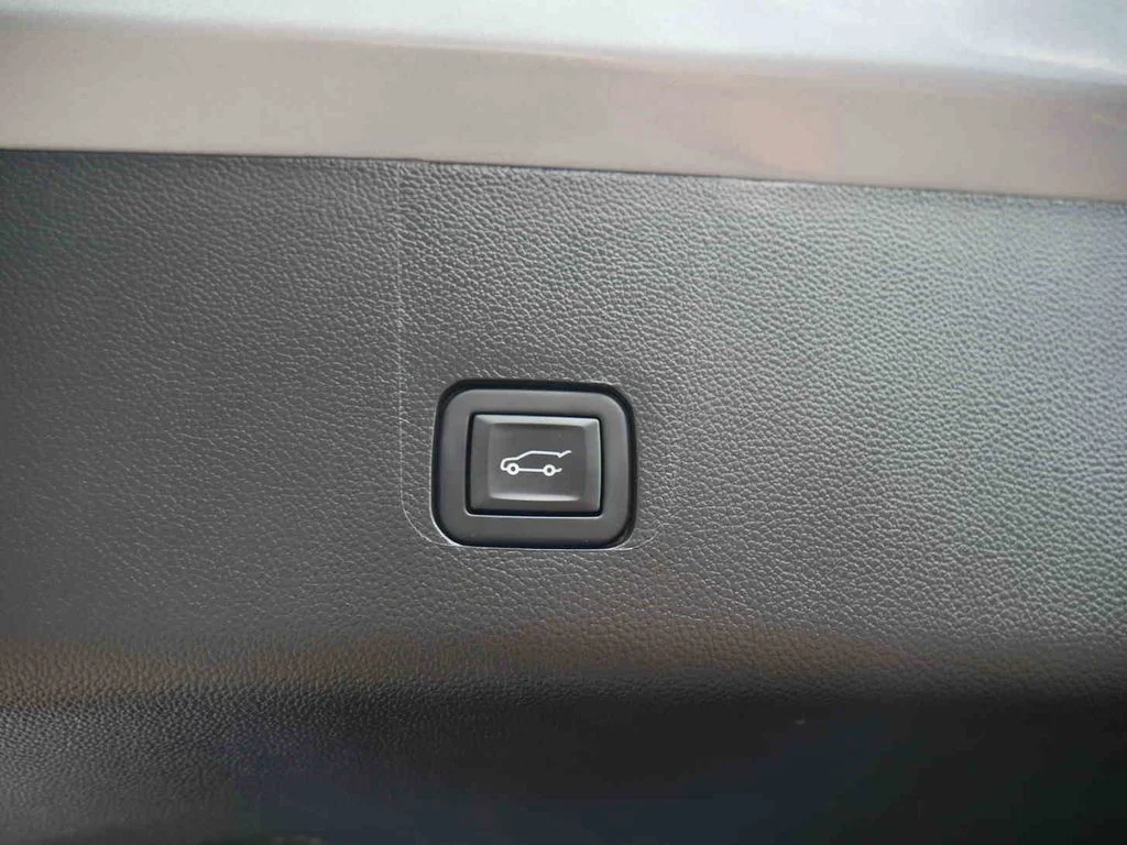 Used 2023 Gray Chevrolet LT 1LT image 10