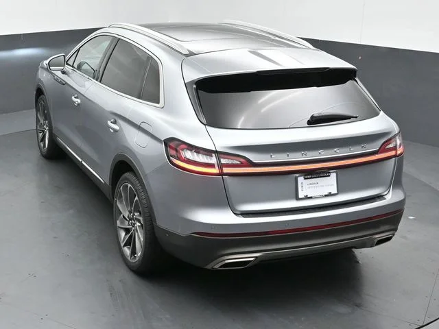 Used 2022 Silver Lincoln Reserve image 44