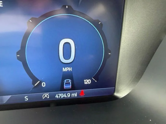 Used 2025 Silver Ford XL image 13