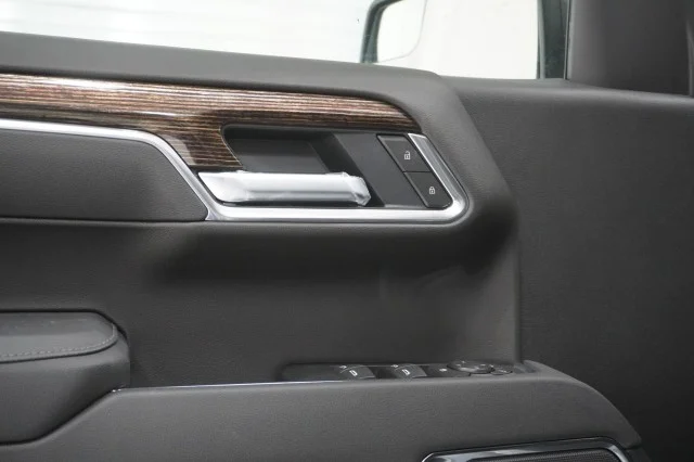2026 GMC Sierra 1500 SLE - Photo 19