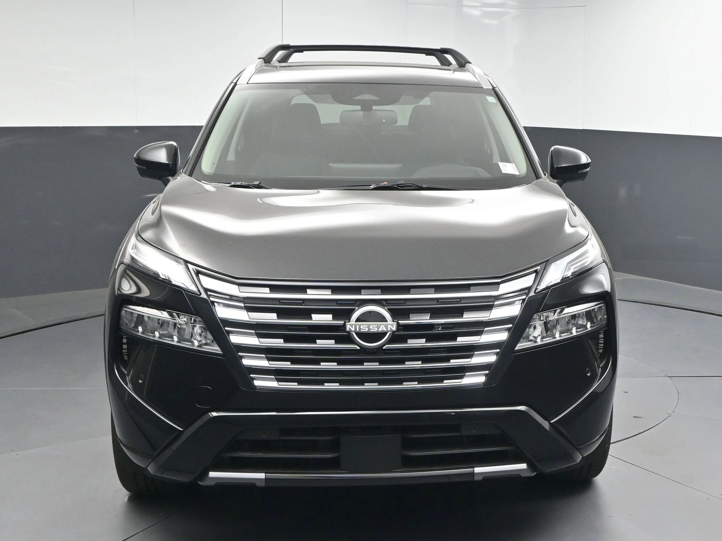 New 2026 Super Black Nissan Platinum image 2
