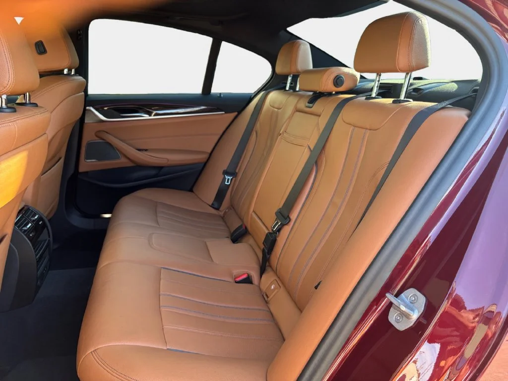 Used 2023 Red BMW 530i image 10