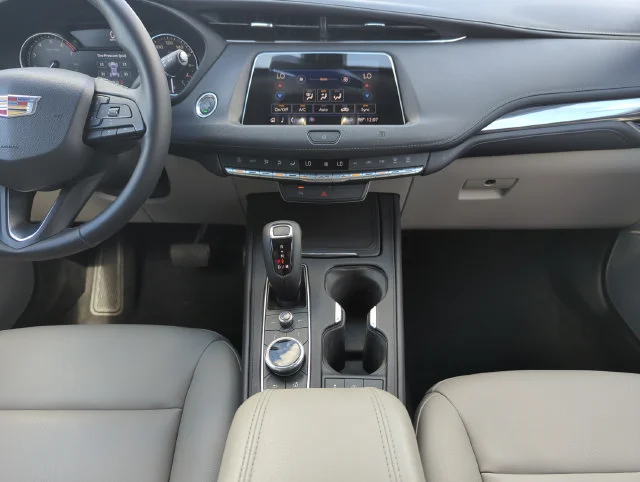 Used 2019 Blue Cadillac Luxury image 26