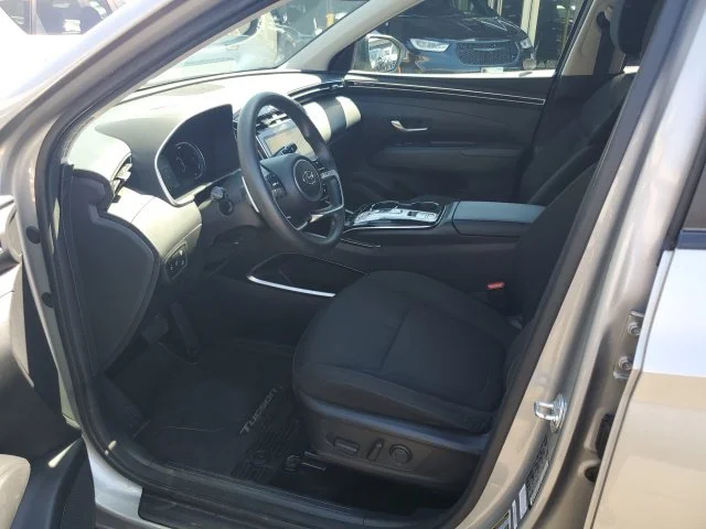 Used 2024 Silver Hyundai Blue image 11