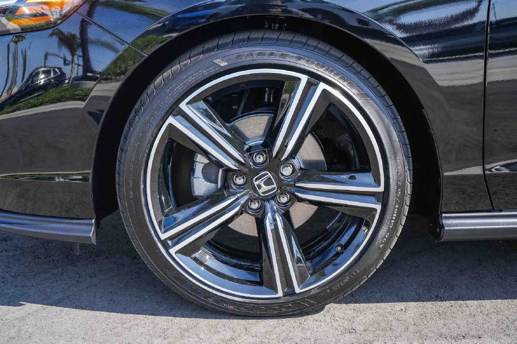 New 2026 Crystal Black Pearl Honda SE image 12