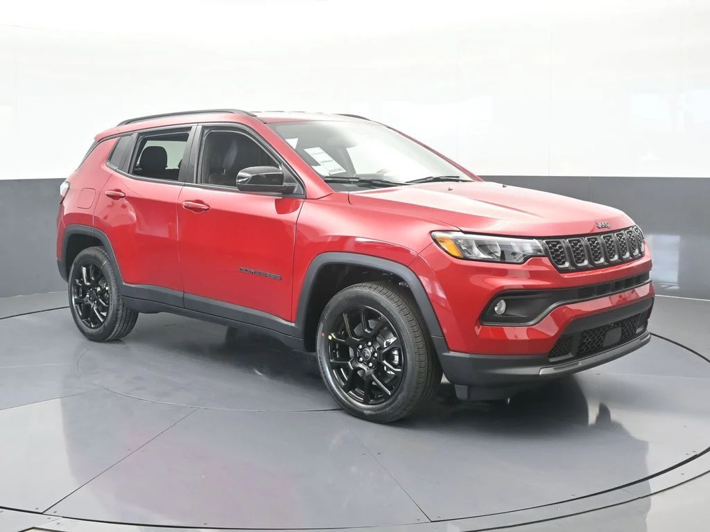 New 2026 Red Hot Pearlcoat Jeep Latitude image 8