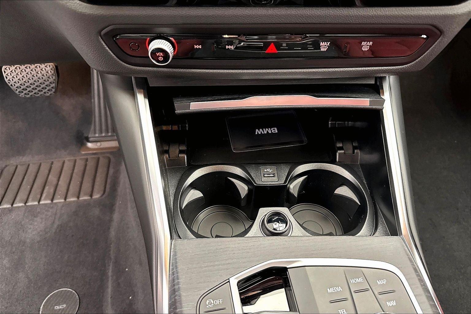 New 2026 Mineral White Metallic BMW 330i xDrive image 22