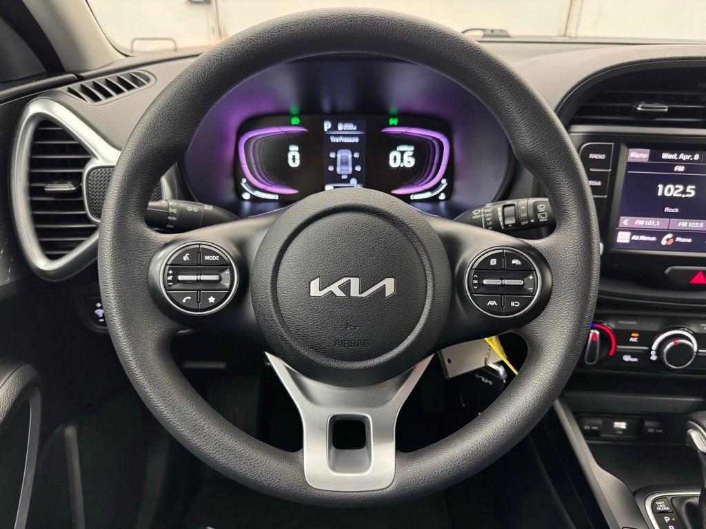 Used 2023 Gravity Gray Kia LX image 18