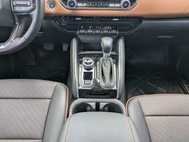 2025 GMC Canyon AT4 - Photo 19
