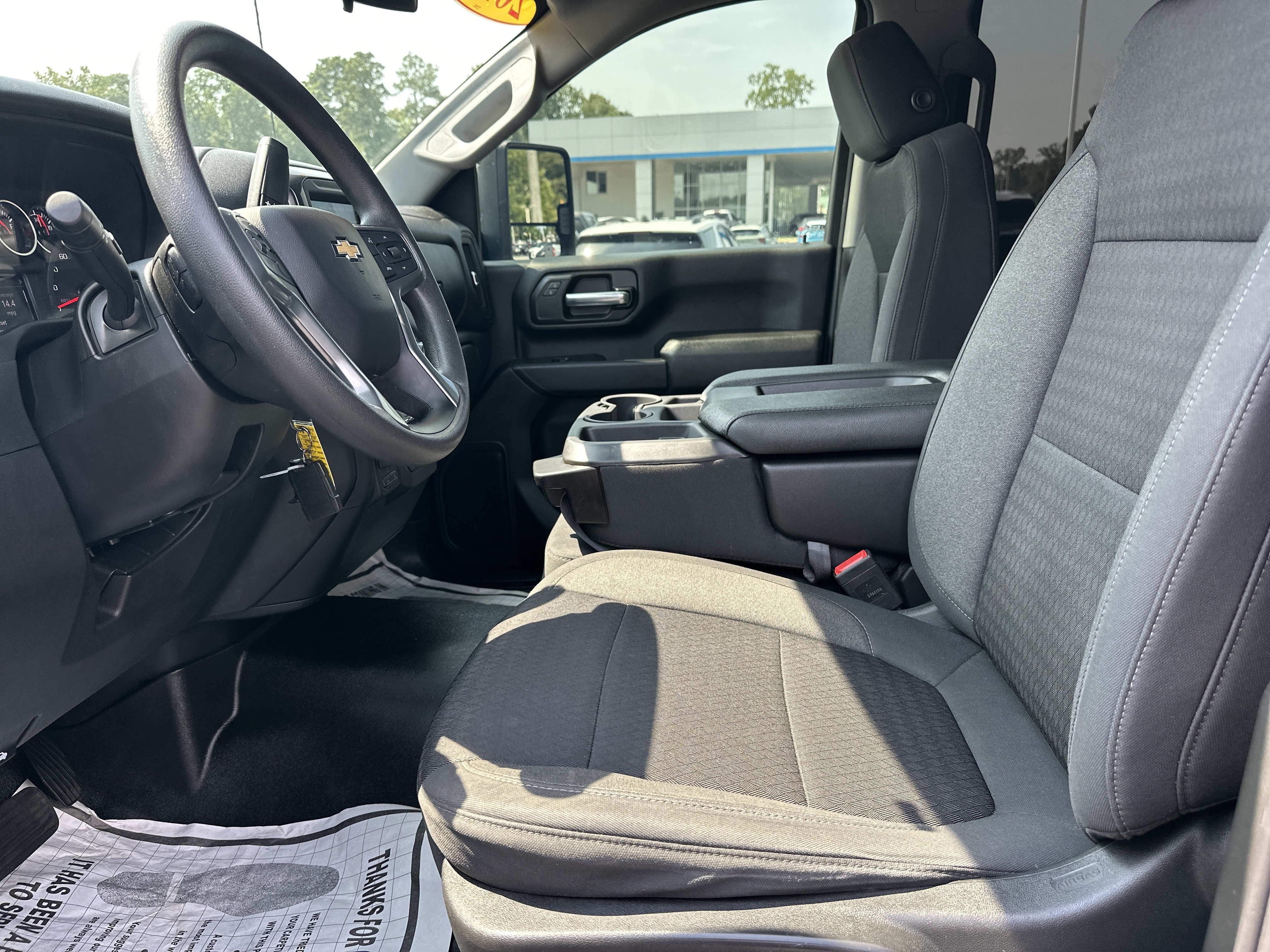 Used 2022 Black Chevrolet Custom image 10