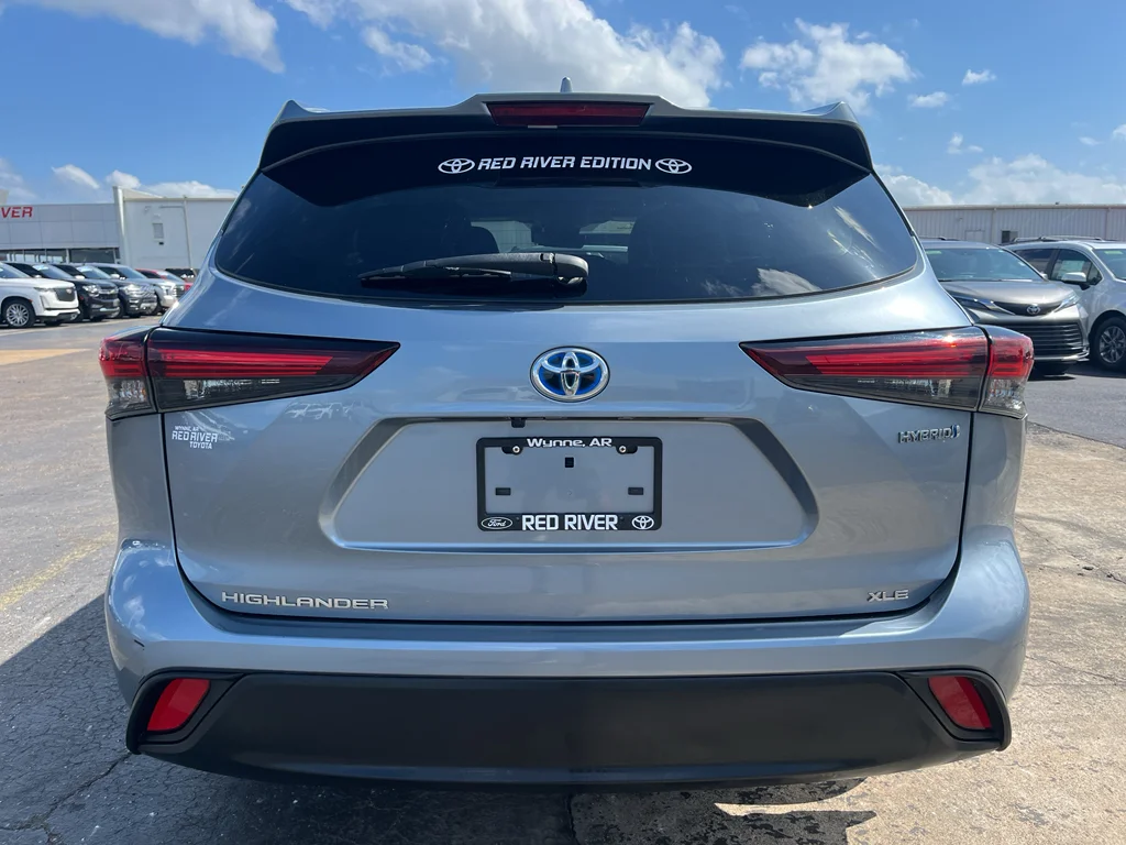 Certified Used 2024 Moon Dust Toyota Hybrid XLE image 37