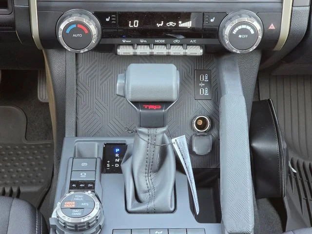 2026 Toyota Tacoma TRD Off Road - Photo 10